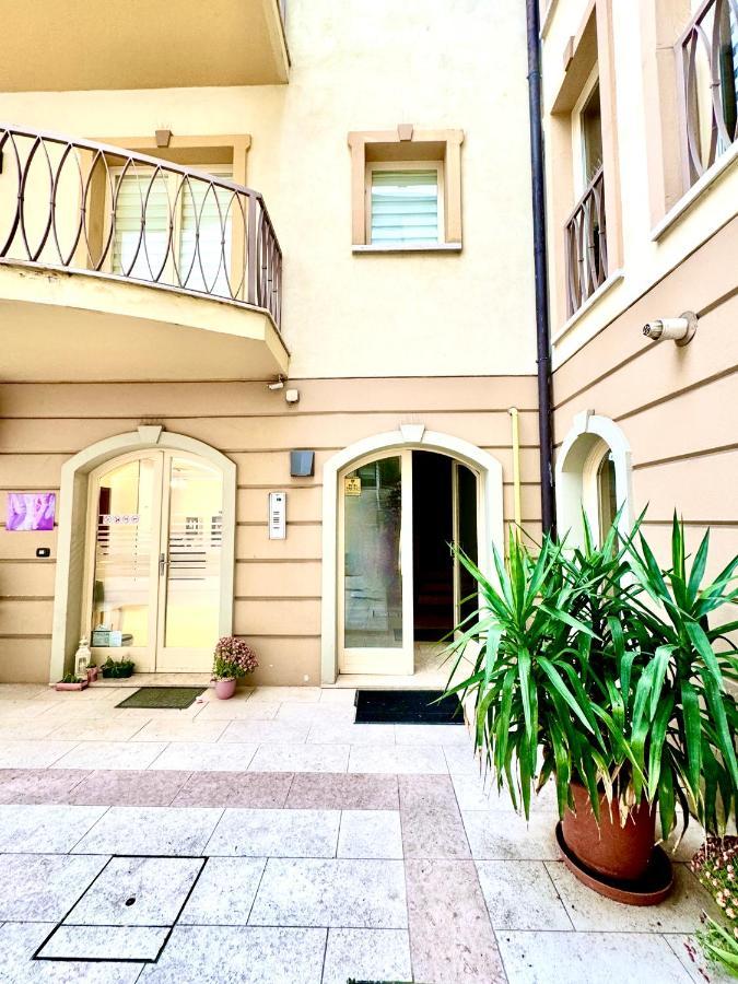 Ferienwohnung The Loft Timişoara Exterior foto